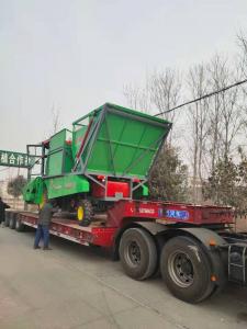 山西髮車一檯收穫機(ji)