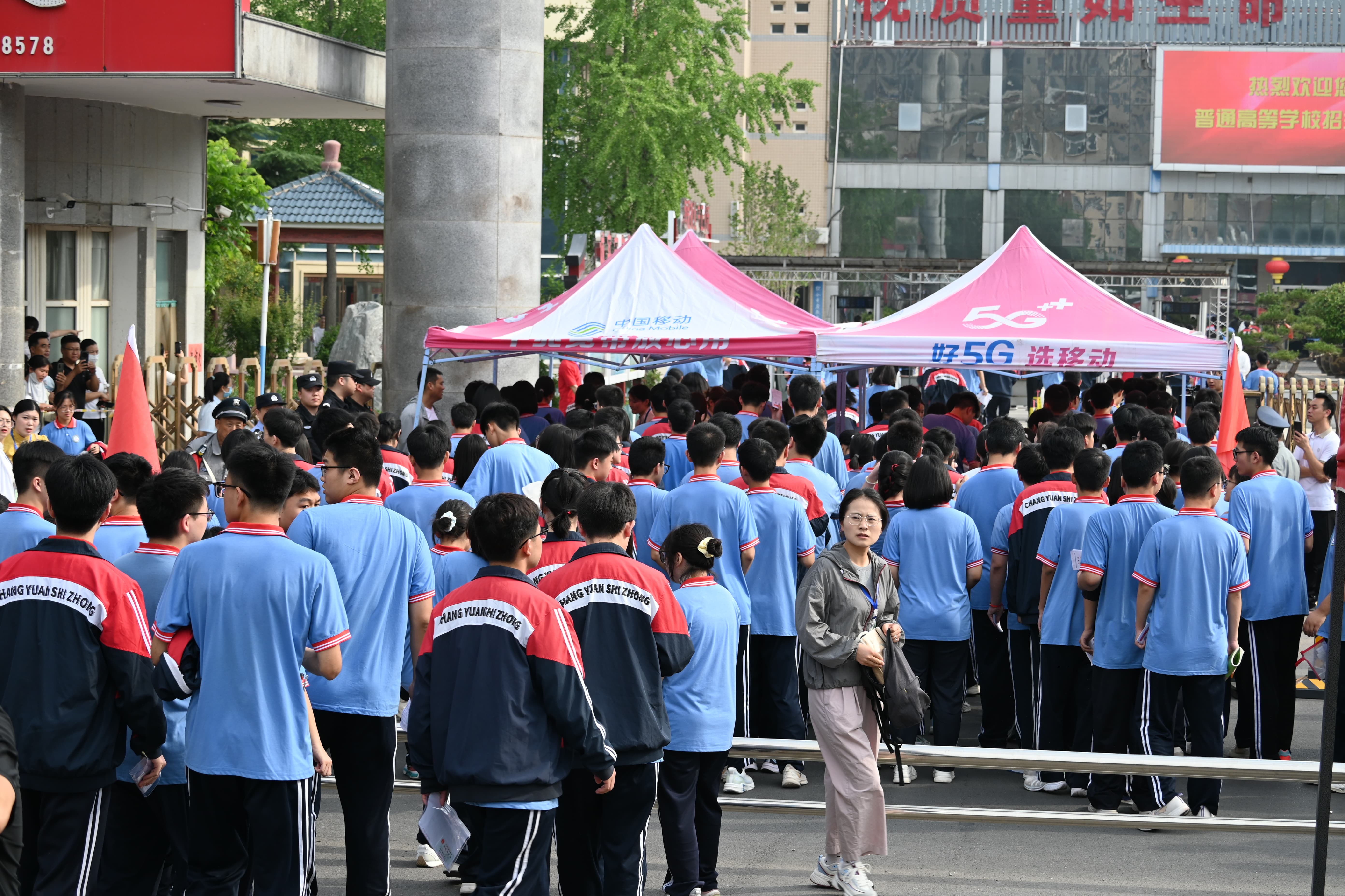 牧淩工控(kong)助(zhu)力高攷|筆畊逐(zhu)夢·愛心護航